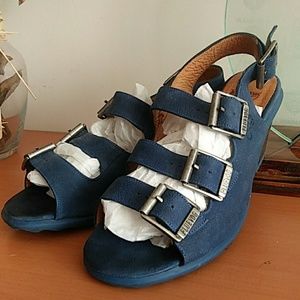 John Fluevog Sunny Sandal Stacked Heel 8.5
